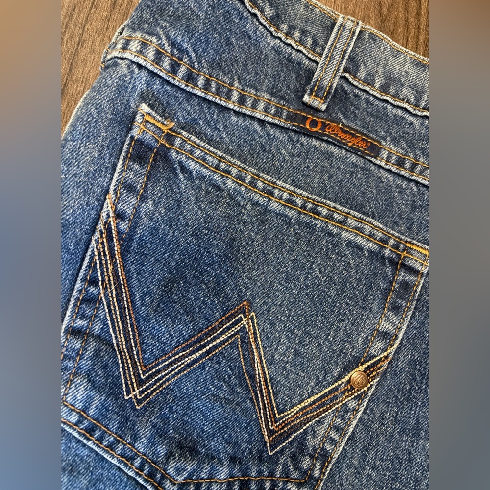 Plus size Wranglers - Picture 2 of 6